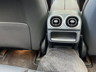 2025 Mercedes-BENZ C-CLASS — миниатюра 30