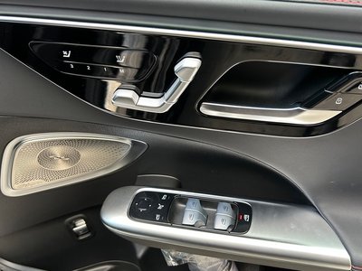2025 Mercedes-BENZ C-CLASS — миниатюра 19