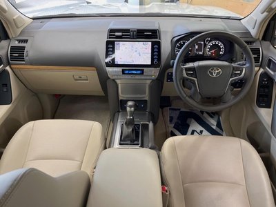 TOYOTA LAND CRUISER PRADO - 2