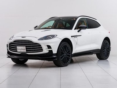 ASTON MARTIN DBX - 6