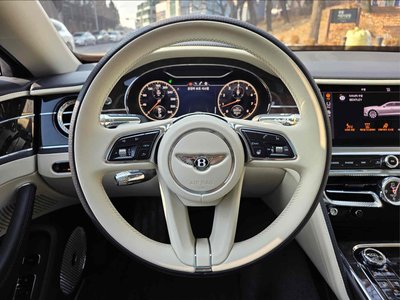 BENTLEY FLYING SPUR - 5