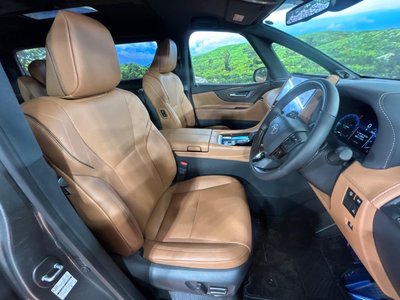 TOYOTA VELLFIRE - 8