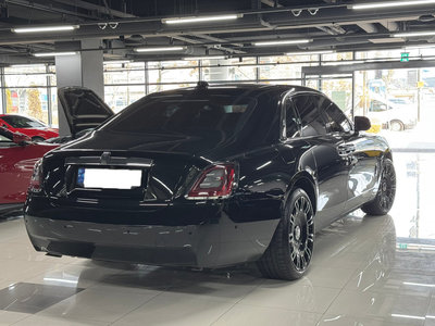 ROLLS-ROYCE GHOST - 2