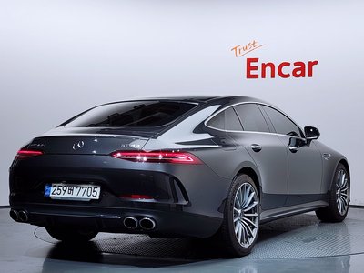 صورة 4 لـ 2021 Mercedes-BENZ GT AMG