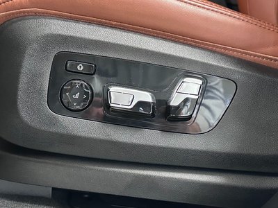 2025 BMW X7 — миниатюра 15