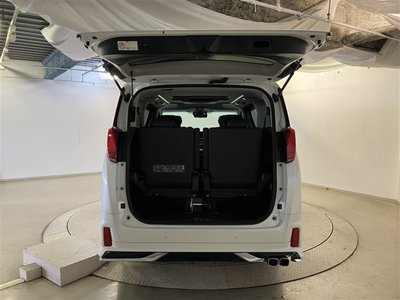 TOYOTA ALPHARD - 9