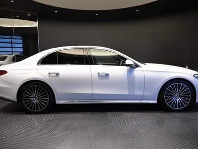 MERCEDES-BENZ E-CLASS - 4