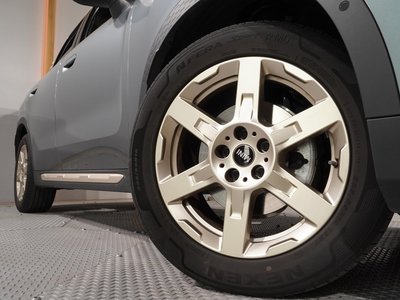 2024 MINI COOPER COUNTRYMAN — миниатюра 23