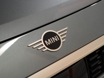 2024 MINI COOPER COUNTRYMAN — миниатюра 25