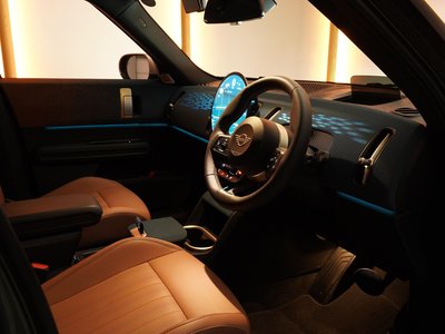 2024 MINI COOPER COUNTRYMAN — миниатюра 54
