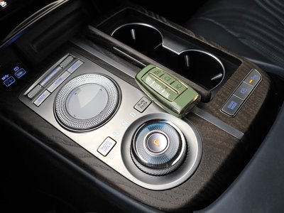 GENESIS G80 (RG3) - 9