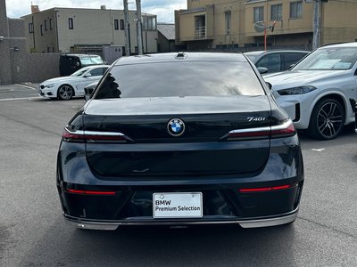 BMW 7 SERIES - 9