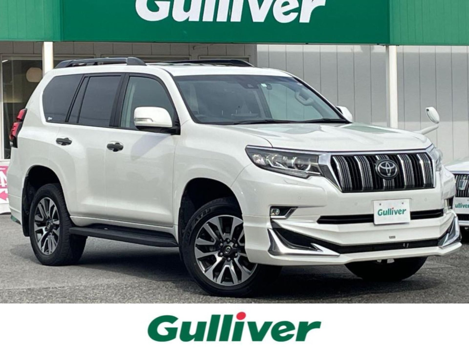 TOYOTA LAND CRUISER PRADO - View 1