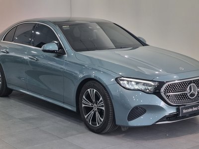 MERCEDES-BENZ E-CLASS - 1