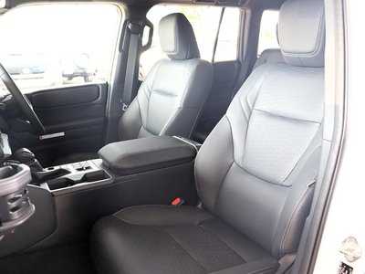 2025 Toyota LAND CRUISER 250 — миниатюра 28