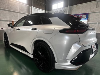 TOYOTA CROWN SPORT - 7