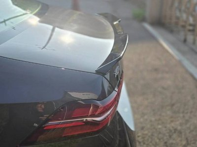 2024 BMW 5 SERIES 照片 2