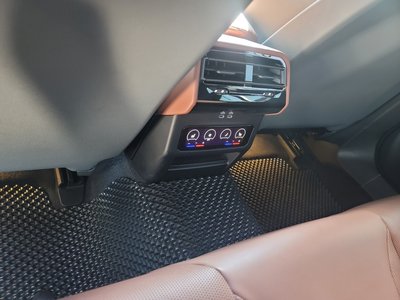 2024 BMW 5 SERIES thumbnail 17