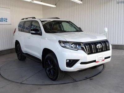 TOYOTA LAND CRUISER PRADO - 3