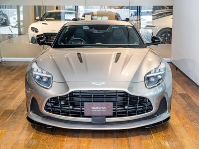 ASTON MARTIN DB12 - 4