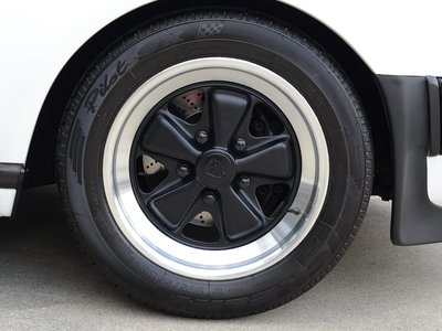 1986 Porsche 911 缩略图 17