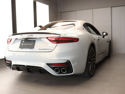 MASERATI GRANTURISMO - 4