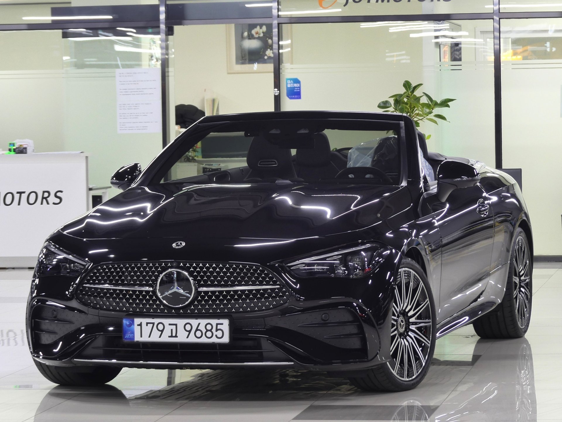 MERCEDES-BENZ CLE - View 1