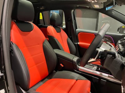 MERCEDES-BENZ GLA - 5