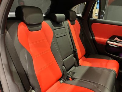 MERCEDES-BENZ GLA - 6