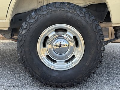 TOYOTA LAND CRUISER - 10