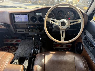 TOYOTA LAND CRUISER - 2
