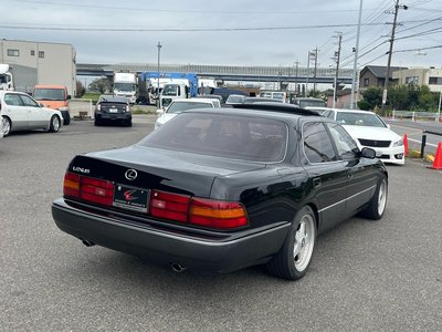 LEXUS LS - 9