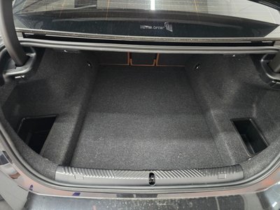 2025 BMW 5 SERIES 照片 7
