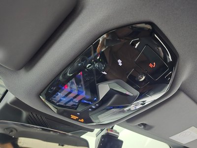 2025 BMW 5 SERIES 缩略图 17