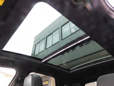 2024 Porsche CAYENNE photo 6