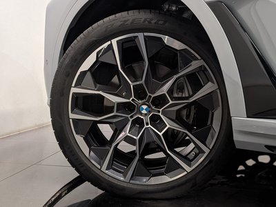 BMW X7 - 7