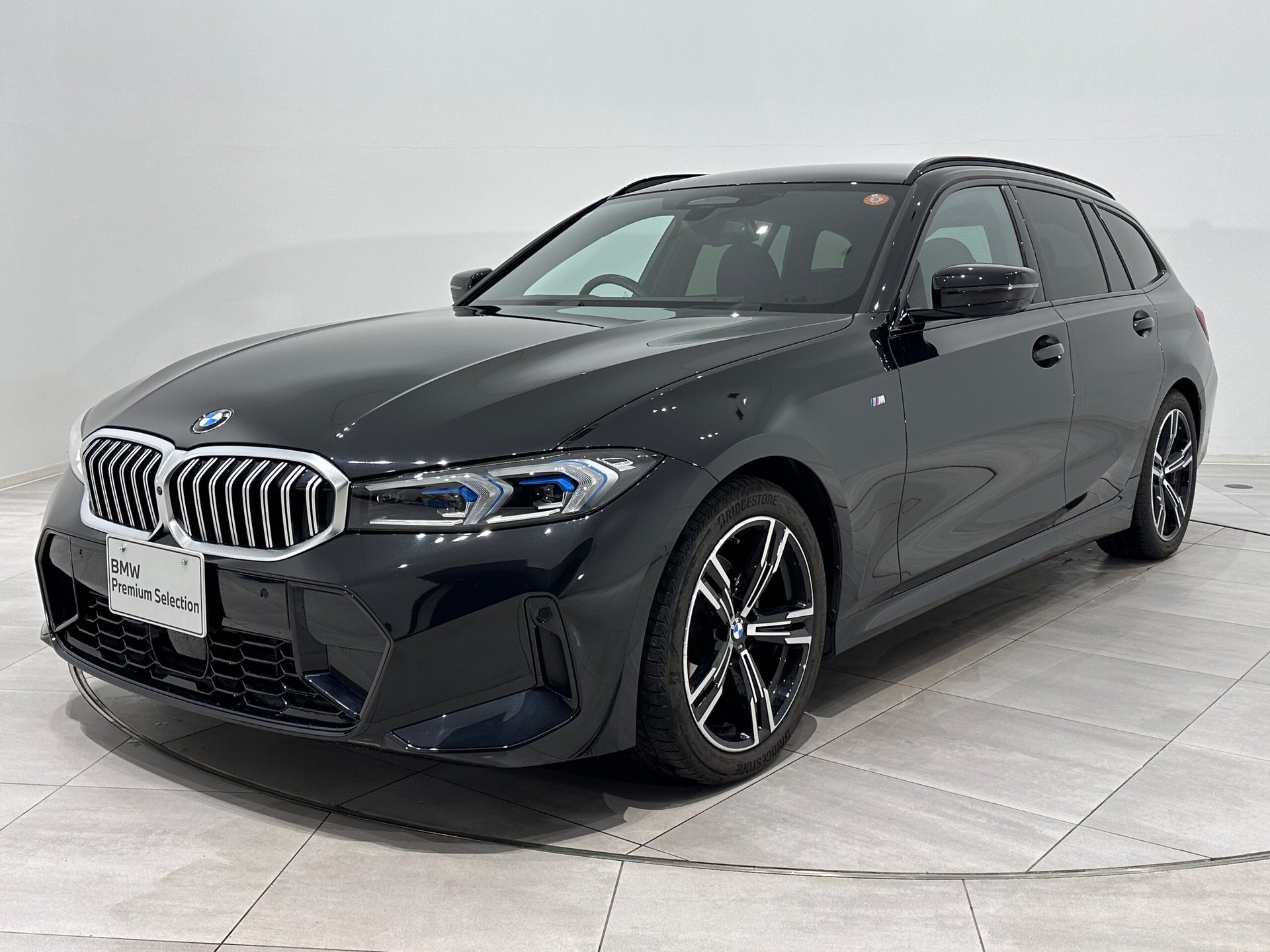 BMW 3 SERIES TOURING - View 1