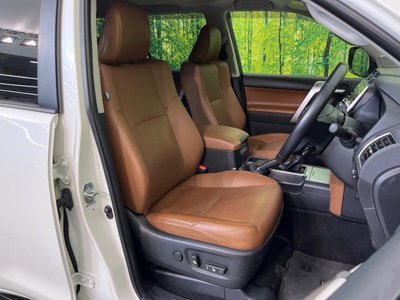 TOYOTA LAND CRUISER - 8