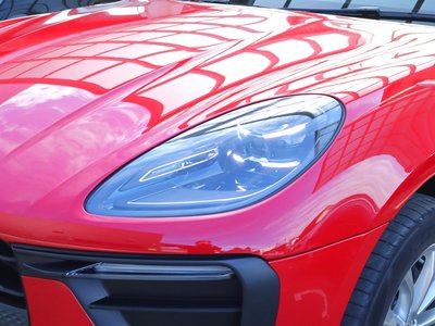 2023 Porsche MACAN — миниатюра 23
