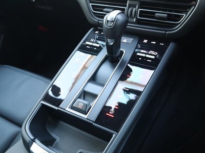 2023 Porsche MACAN — миниатюра 60