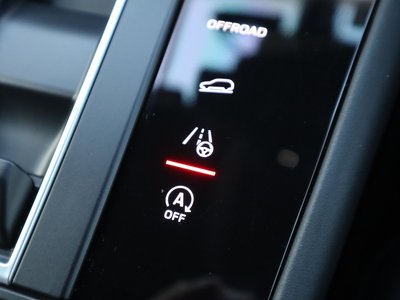 2023 Porsche MACAN — миниатюра 69