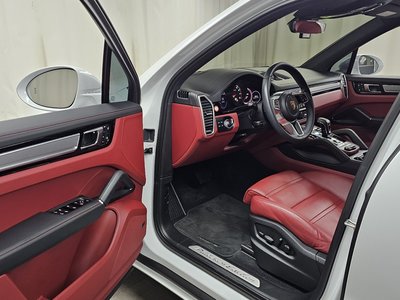 PORSCHE CAYENNE - 10