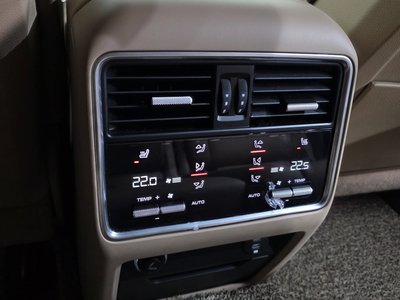 صورة مصغرة 18 لـ 2020 Porsche CAYENNE