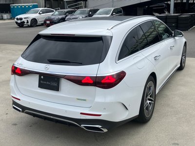 MERCEDES-BENZ E-CLASS - 7