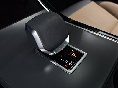 LAND ROVER RANGE ROVER VELAR - 9