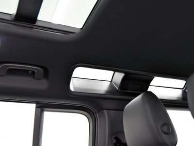 صورة مصغرة 26 لـ 2025 LAND Rover DEFENDER