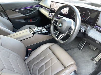 BMW 5 SERIES - 3