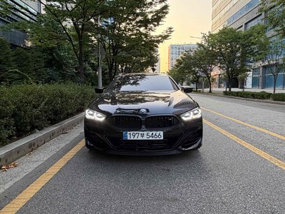 2026 BMW 8 SERIES 照片 1