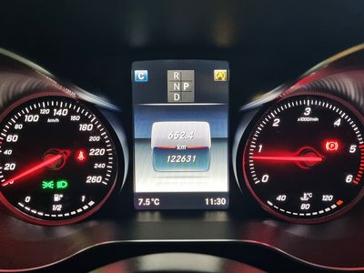 MERCEDES-BENZ GLC - 8