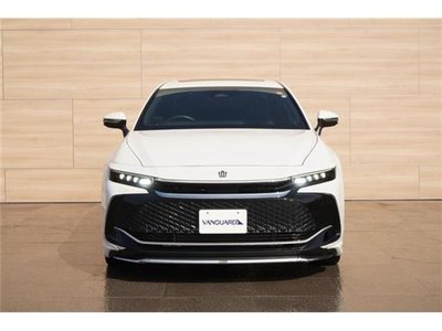 TOYOTA CROWN CROSSOVER - 9